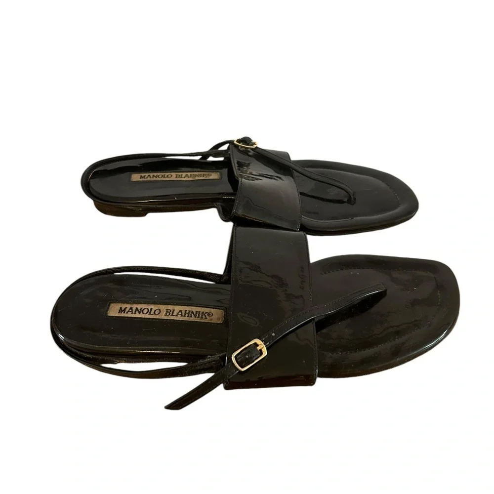 Manolo Blahnik Illus Patent Glossy Sandals